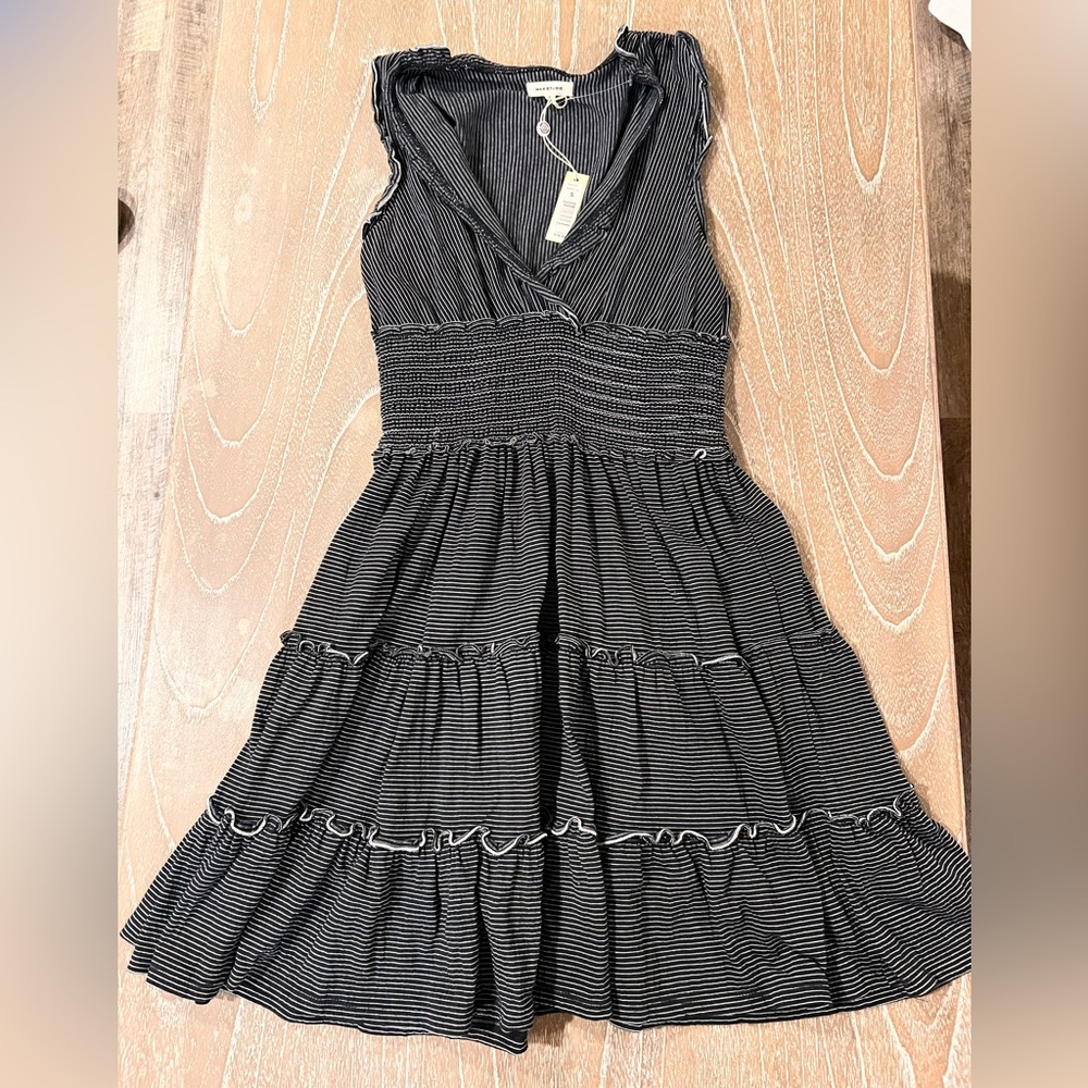 NWT Max Studio Women's Sleeveless Ruffle V-Neck Short Smocked Waist Tiered Dress
